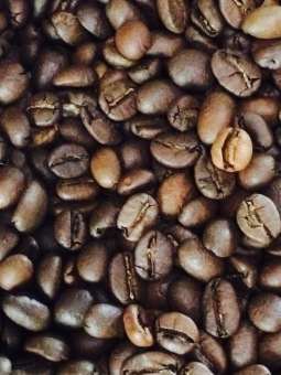 marseillefaitmaison-marseille-fait-maison-cafe-luciani-cafe-maison-torrefacteur-grains-de-cafe-grain-marron-essence-de-cafe-arabica